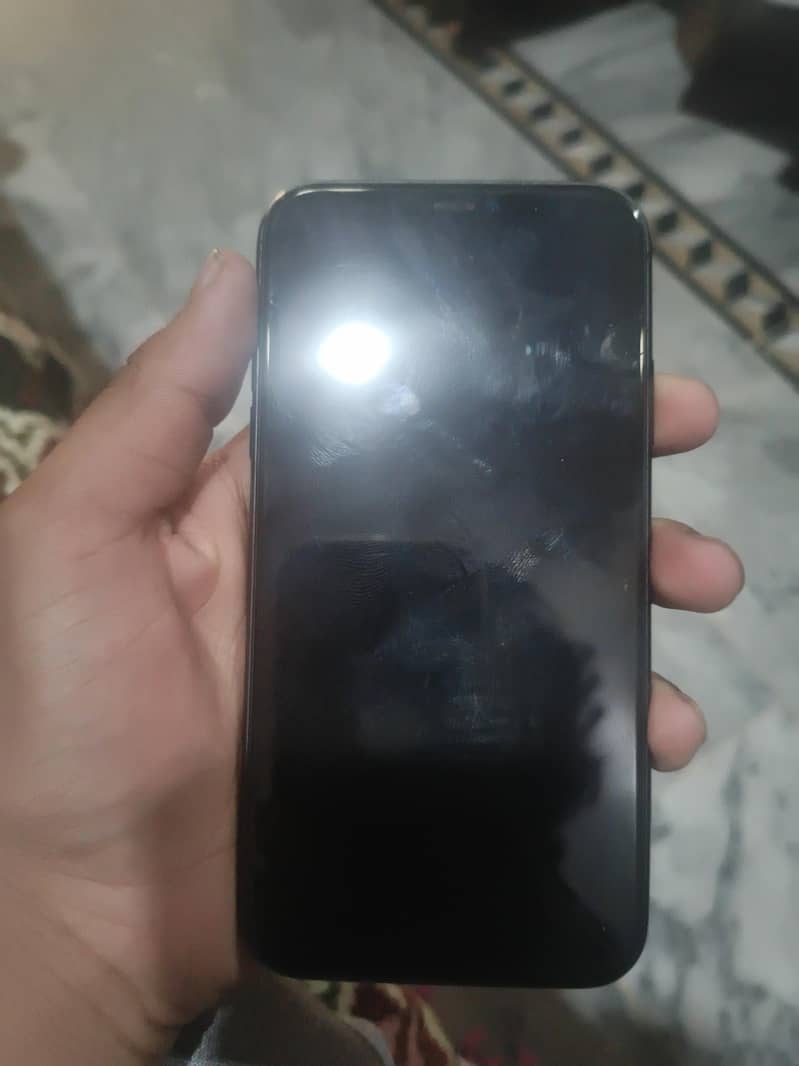 Apple iPhone 11 1