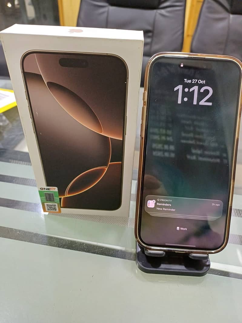 Apple iPhone 16 Pro Max 1