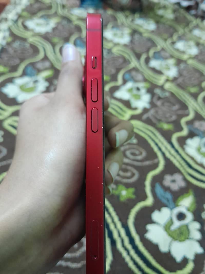 Apple iPhone 13 3