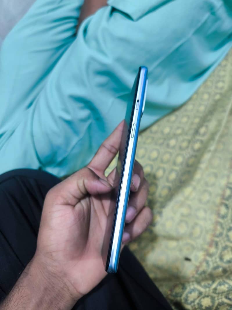 One Plus 9R 5G 2