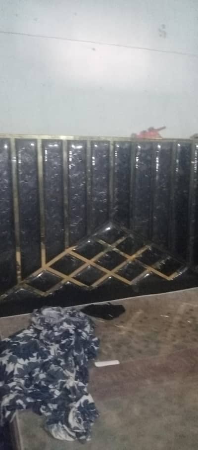 Black Golden Bedroom set 4 Piece Urgent Sale.