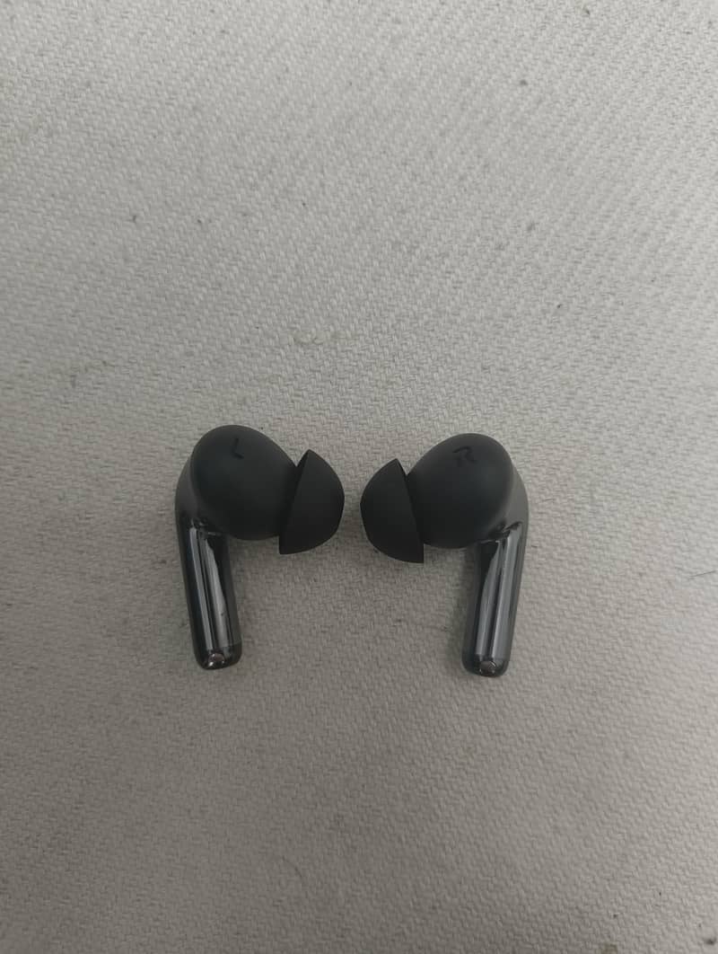 OnePlus buds pro 3 3
