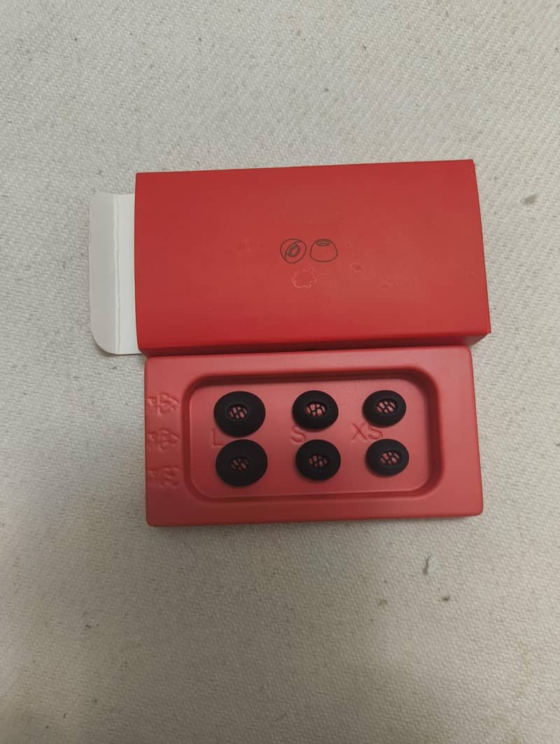 OnePlus buds pro 3 4