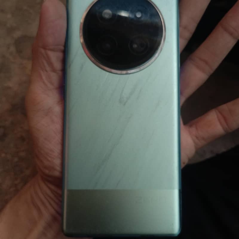 Infinix Zero 40 6
