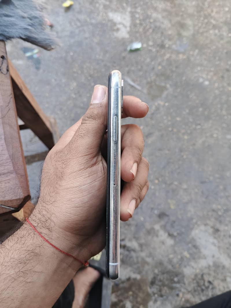 Apple iPhone X 1
