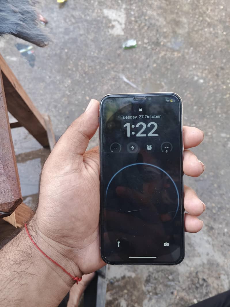 Apple iPhone X 3