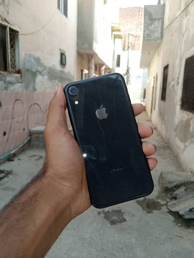 Apple iPhone XR