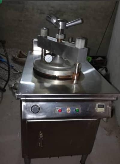 broaster for sale in a very good working conditions