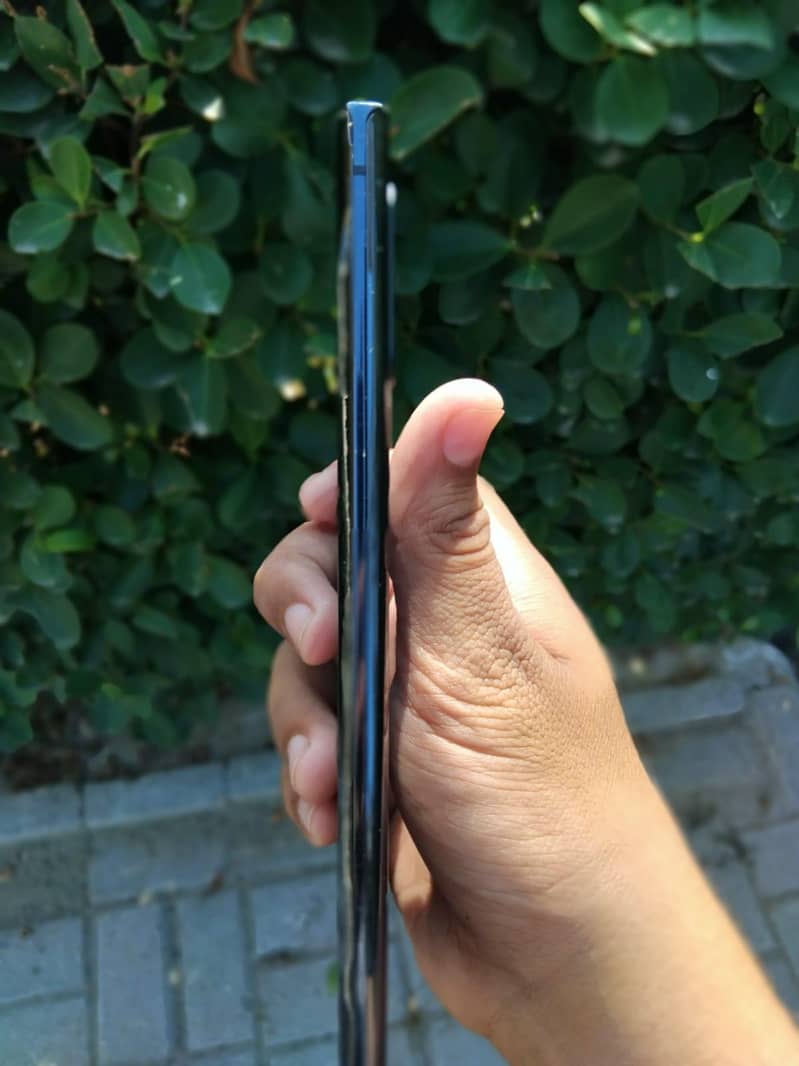 Samsung Mobile Note 10 Plus 2