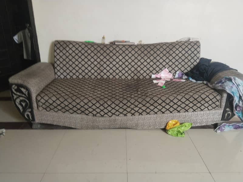 sofa cumbed good condition 1
