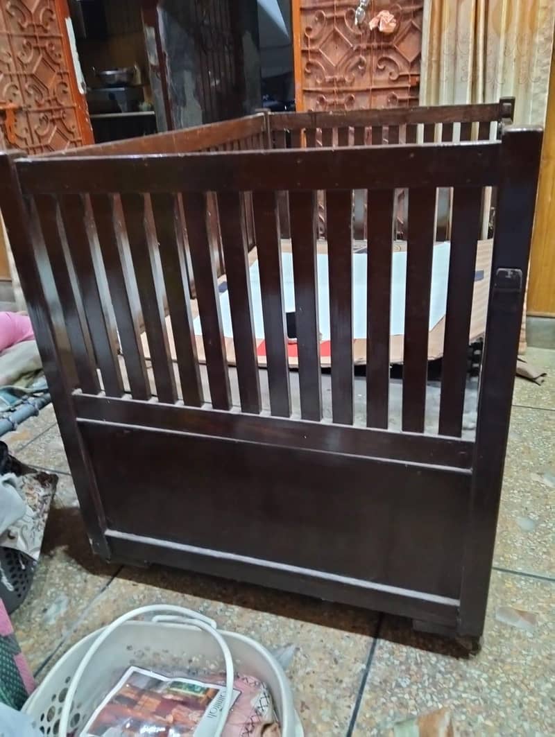 baby cot 0