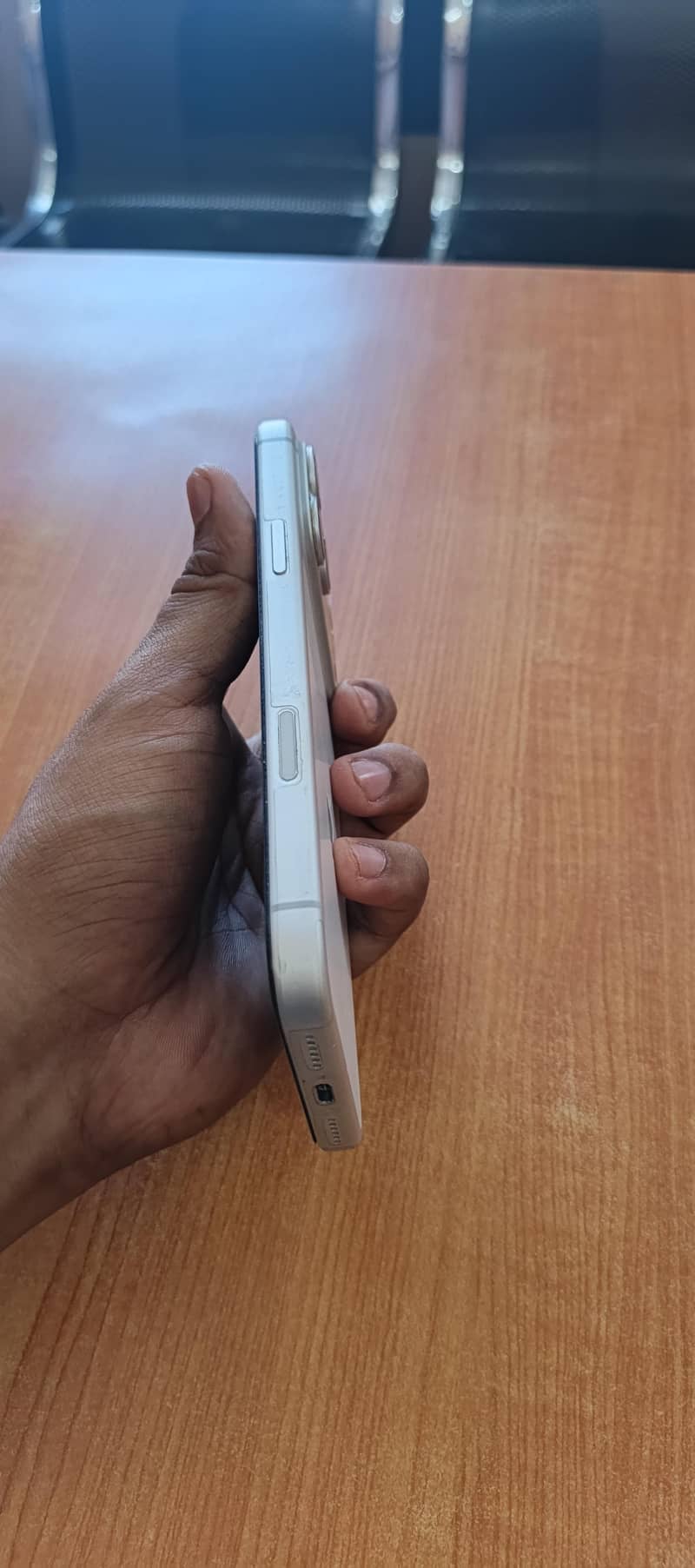 Apple iPhone 17 Pro Max 3