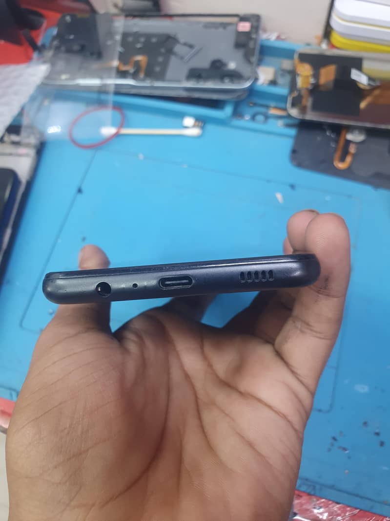 Samsung Mobile A12 3