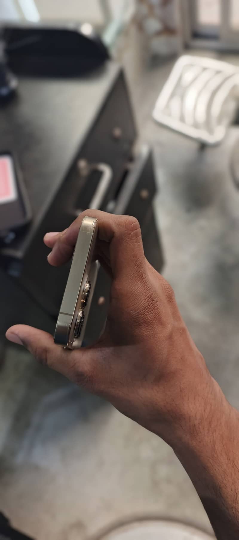 Apple iPhone 13 Pro 4