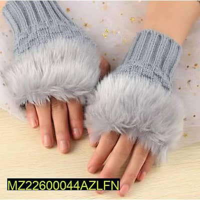women fingerless gloves