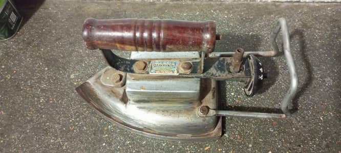 Gas iron