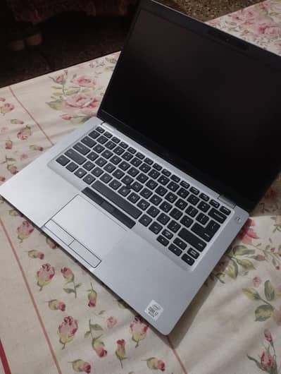 Dell i7 10th gen 8/256gb ssd
