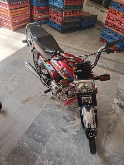 neat and caleen condition like as a new bike only seriously buyer cont