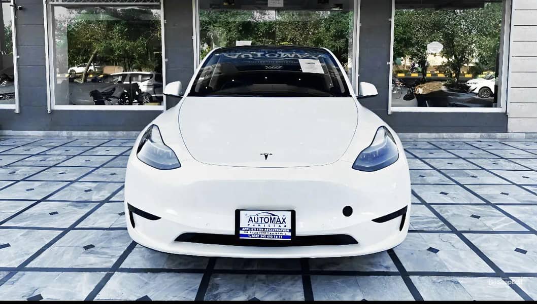 Tesla Model X 2018 3