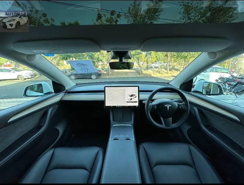 Tesla Model X 2018 4