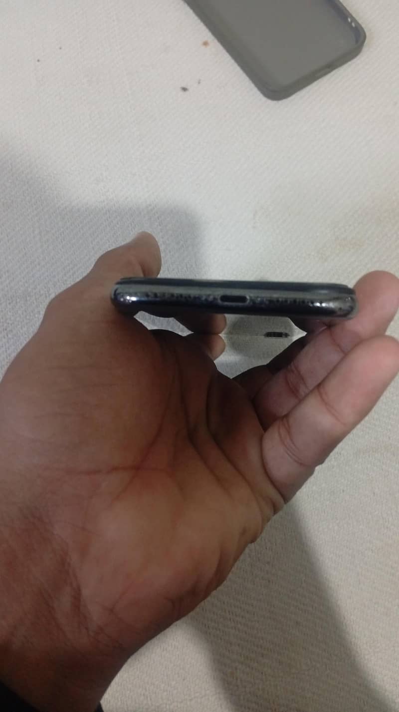 Apple iPhone X 1