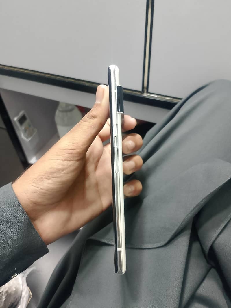 Google Pixel 6 Pro 1