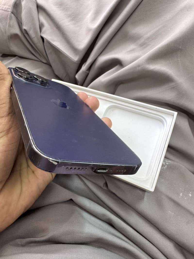 Apple iPhone 14 Pro Max 3
