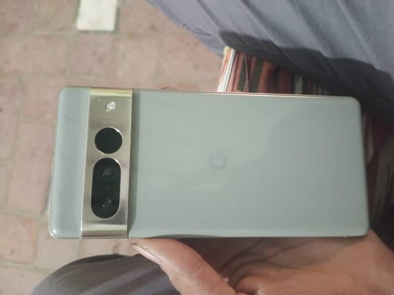 Google pixel 7pro 1