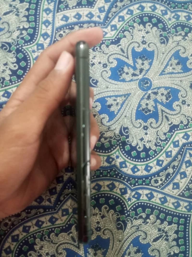 Apple iPhone X 3