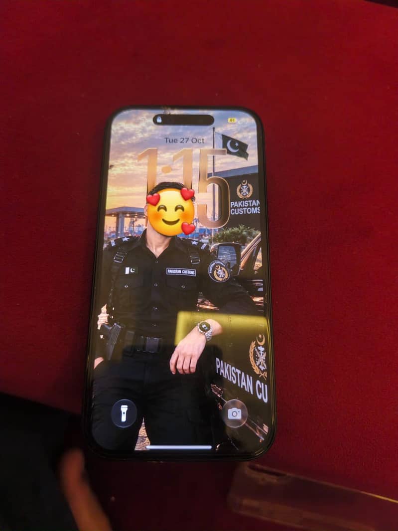 Apple iPhone 16 esim 9
