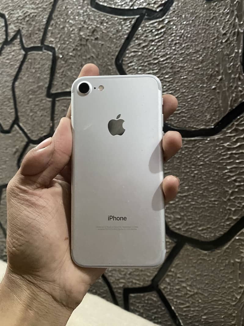 Apple iPhone 7 5