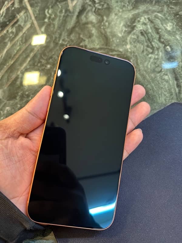 iPhone 17 Pro Max 2
