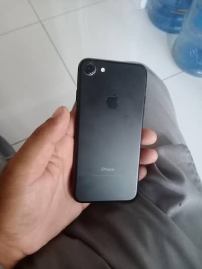 Apple iPhone 7