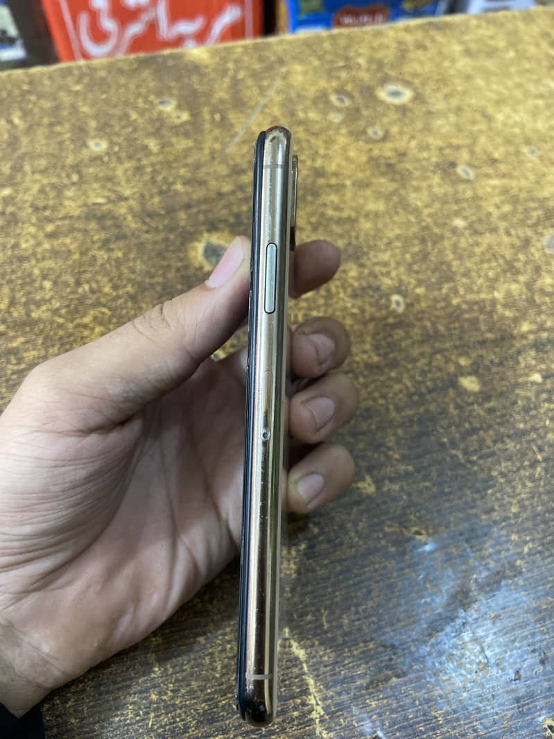 Apple iPhone XS 2