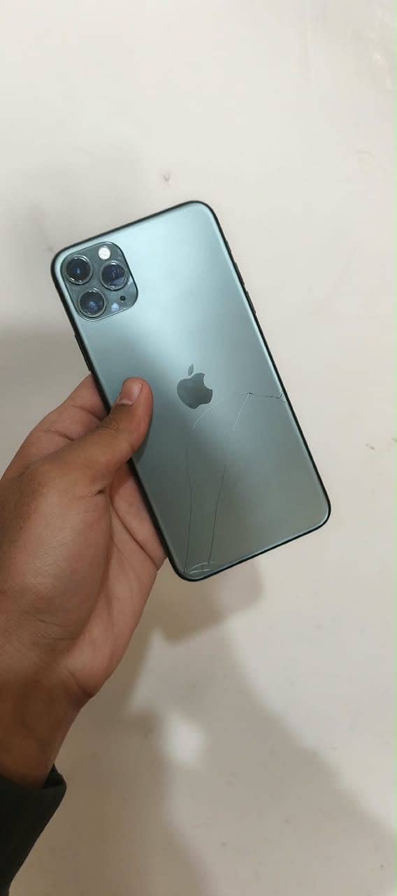 Apple iPhone 11 Pro Max 2