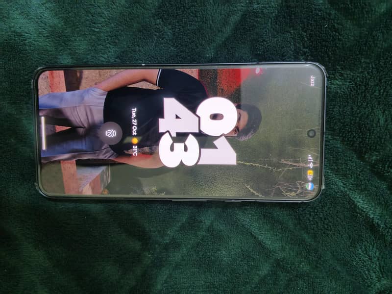 Google Pixel 8 5