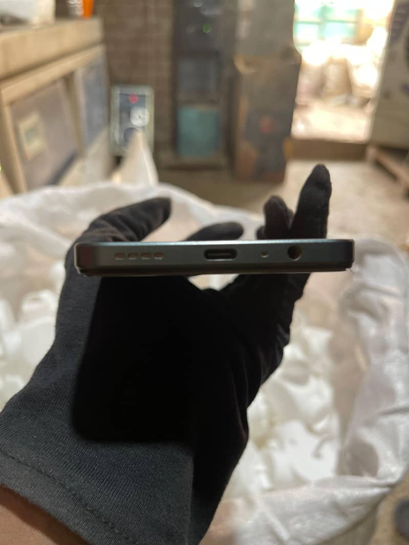 Realme C71 1
