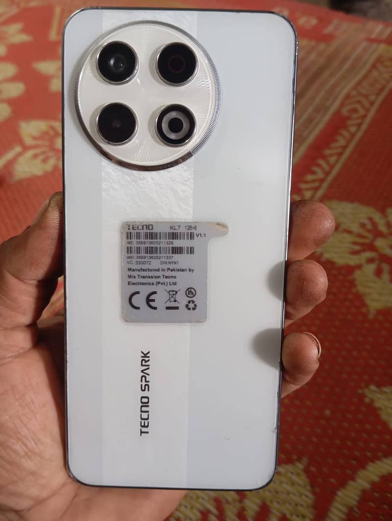 Tecno SPARK 30 Pro 2
