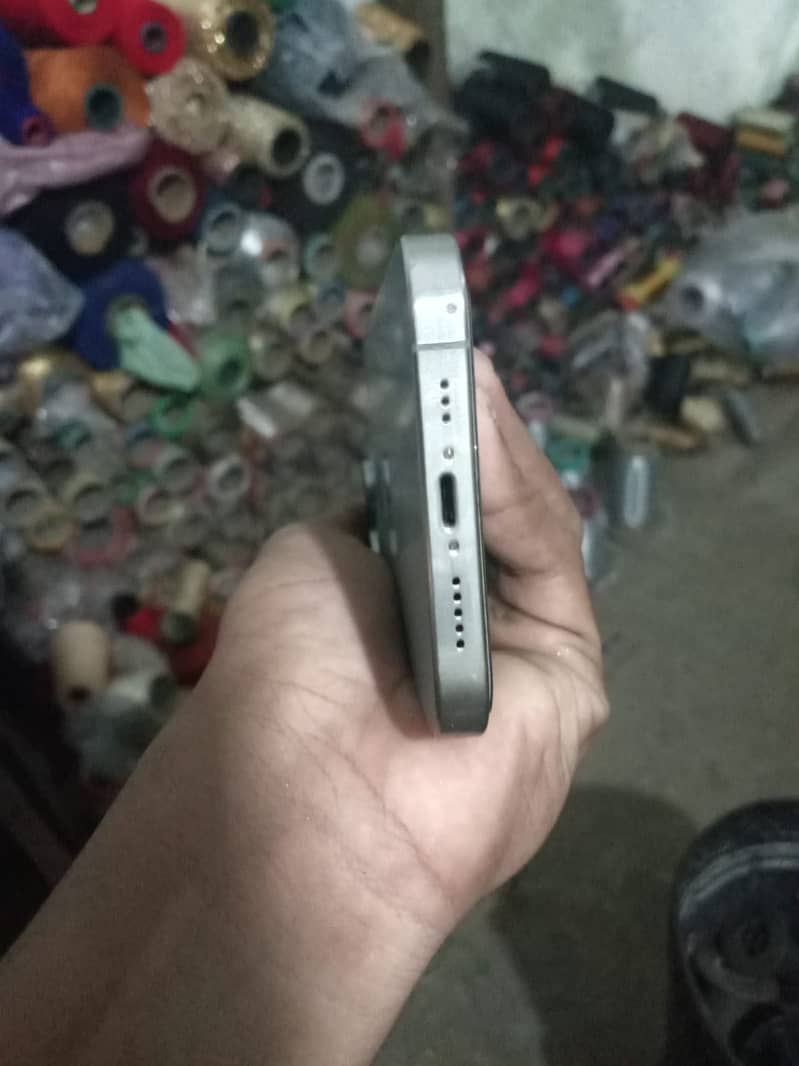 Apple iPhone XR 9