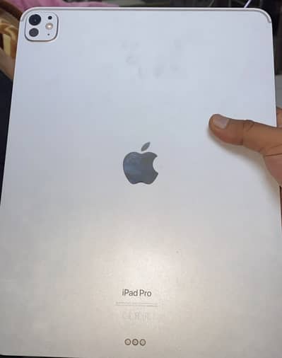 Its screen is dead but other all is good any one who want to repair it