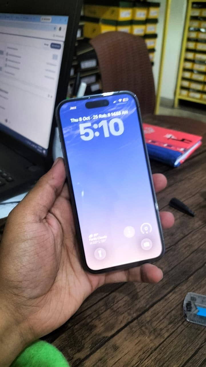 Apple iPhone 14 Pro 1