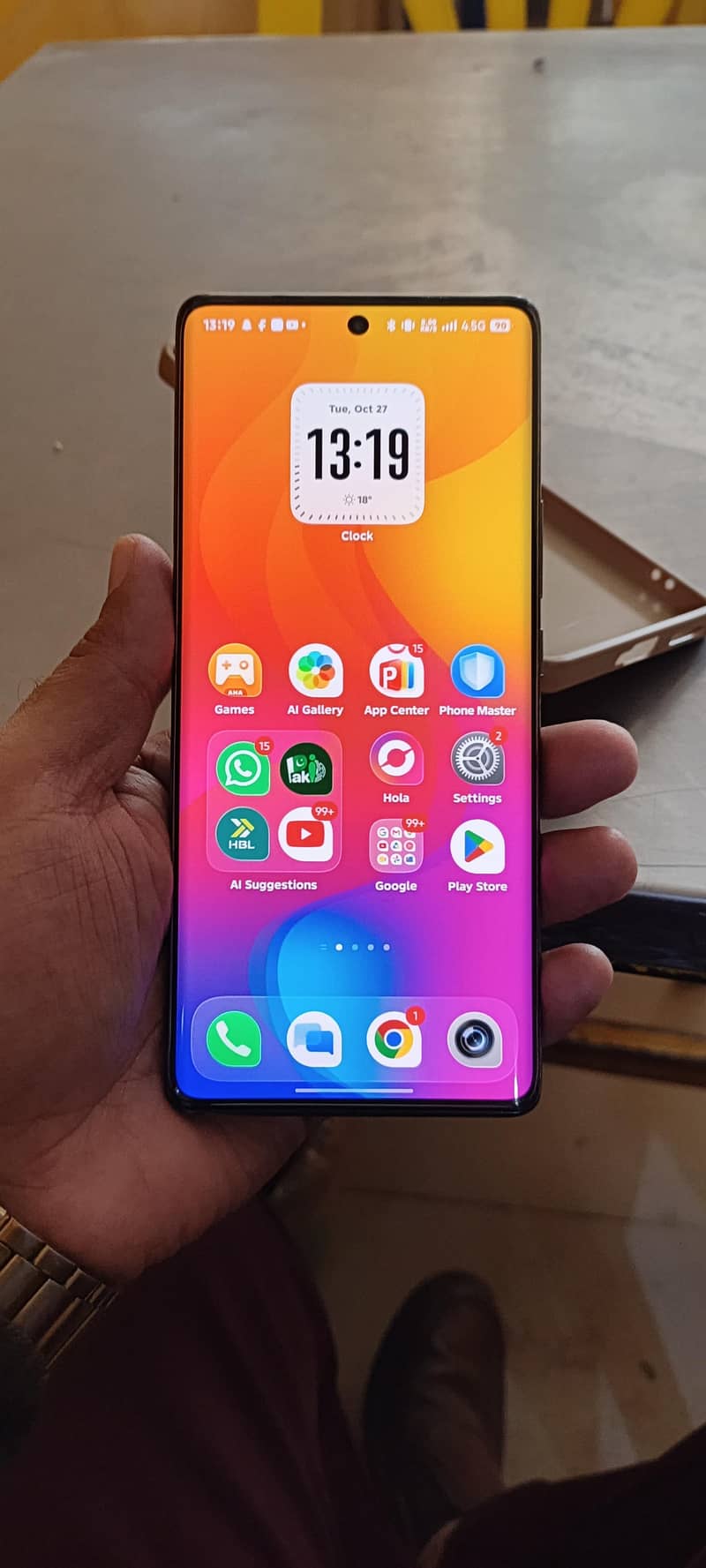 Infinix Note 40 Pro 6