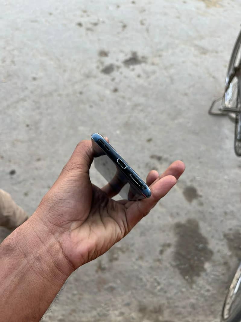 One Plus 8 (5G) 8/128 2