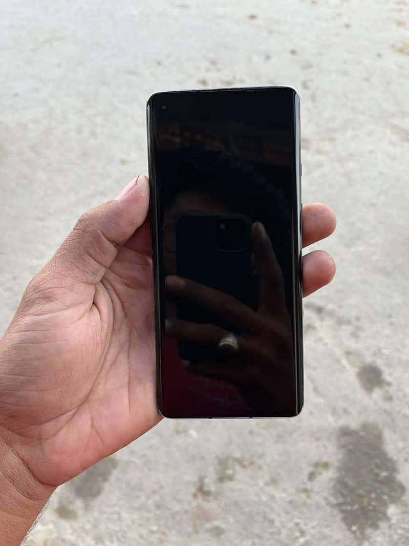 One Plus 8 (5G) 8/128 7