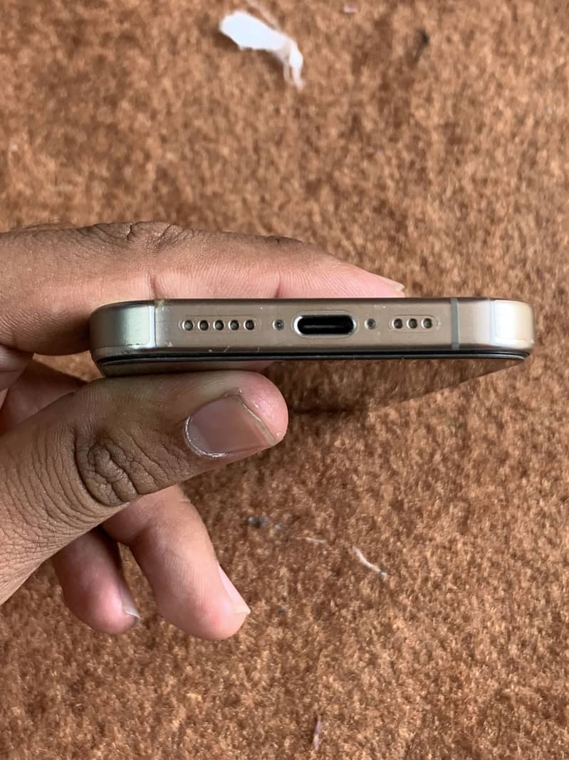 Apple iPhone 15 Pro 5