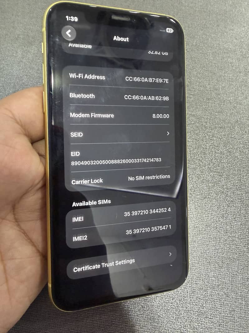 Apple iPhone 11 4