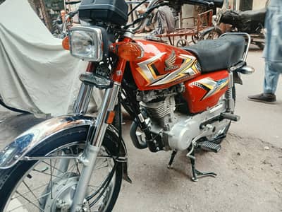 Honda CG125 model 2025