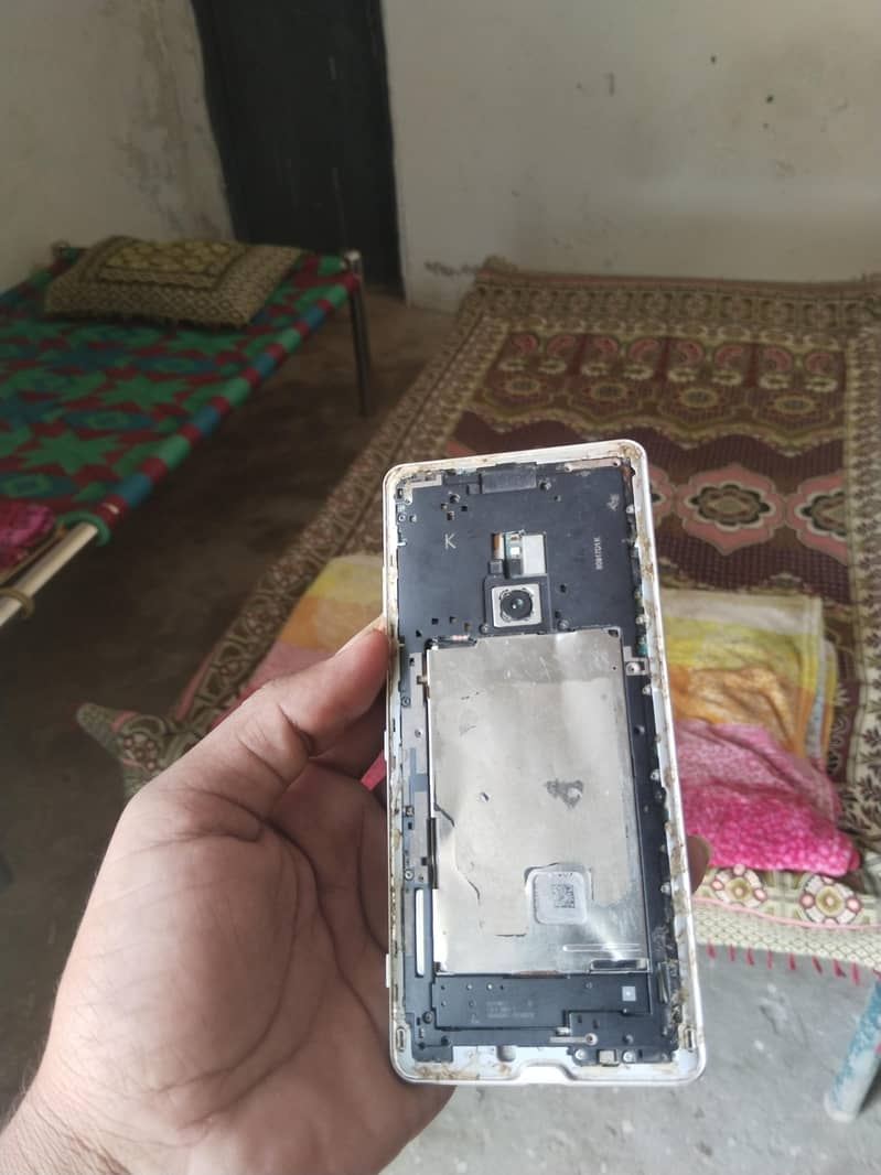 Sony XZ3 7