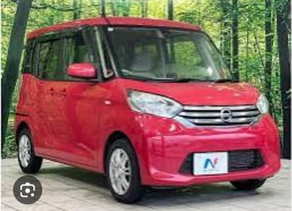 Nissan 24km avg, push start, auto door, finger sensor, dual ac,