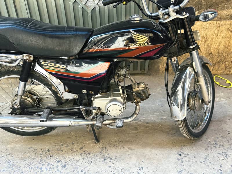 Honda CD70 8